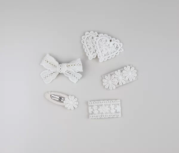 LACE HAIR CLIPS DAISIES HEART BOWS