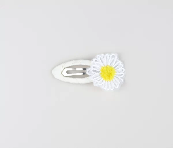 SNAP CLIP WHITE AND YELLOW CAMOMILE