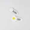 SNAP CLIP WHITE AND YELLOW CAMOMILE